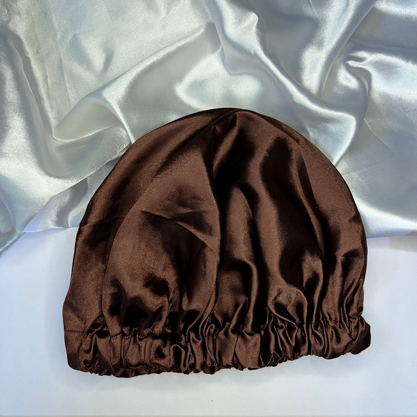 TEDDY HUG SATIN BONNETS