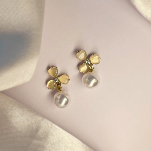 HONEY PETAL EARRINGS