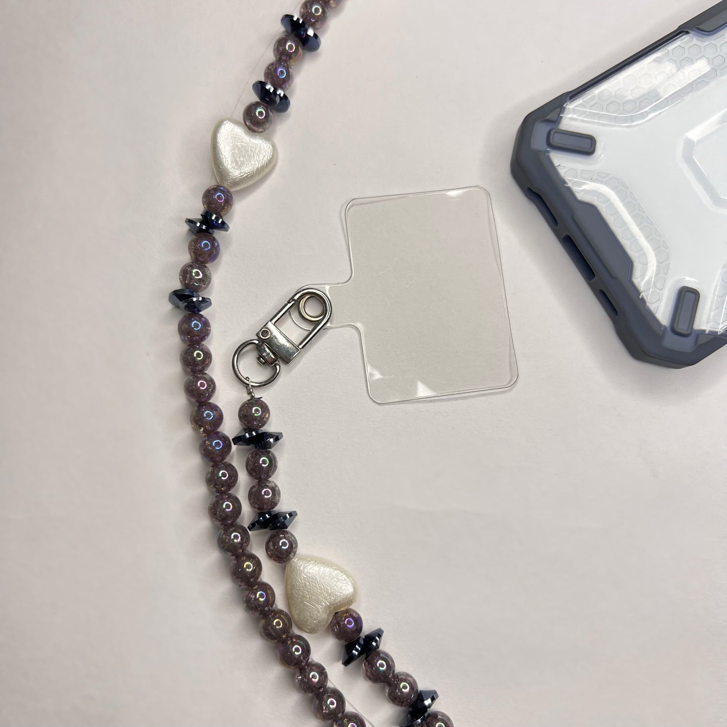 BLACK HEART PHONE CROSS BODY CHAIN