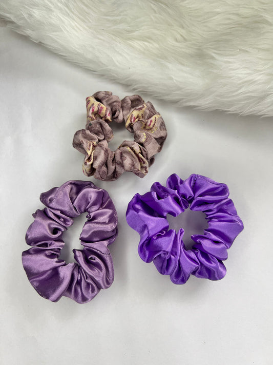 PURPLE SCRUNCHIE