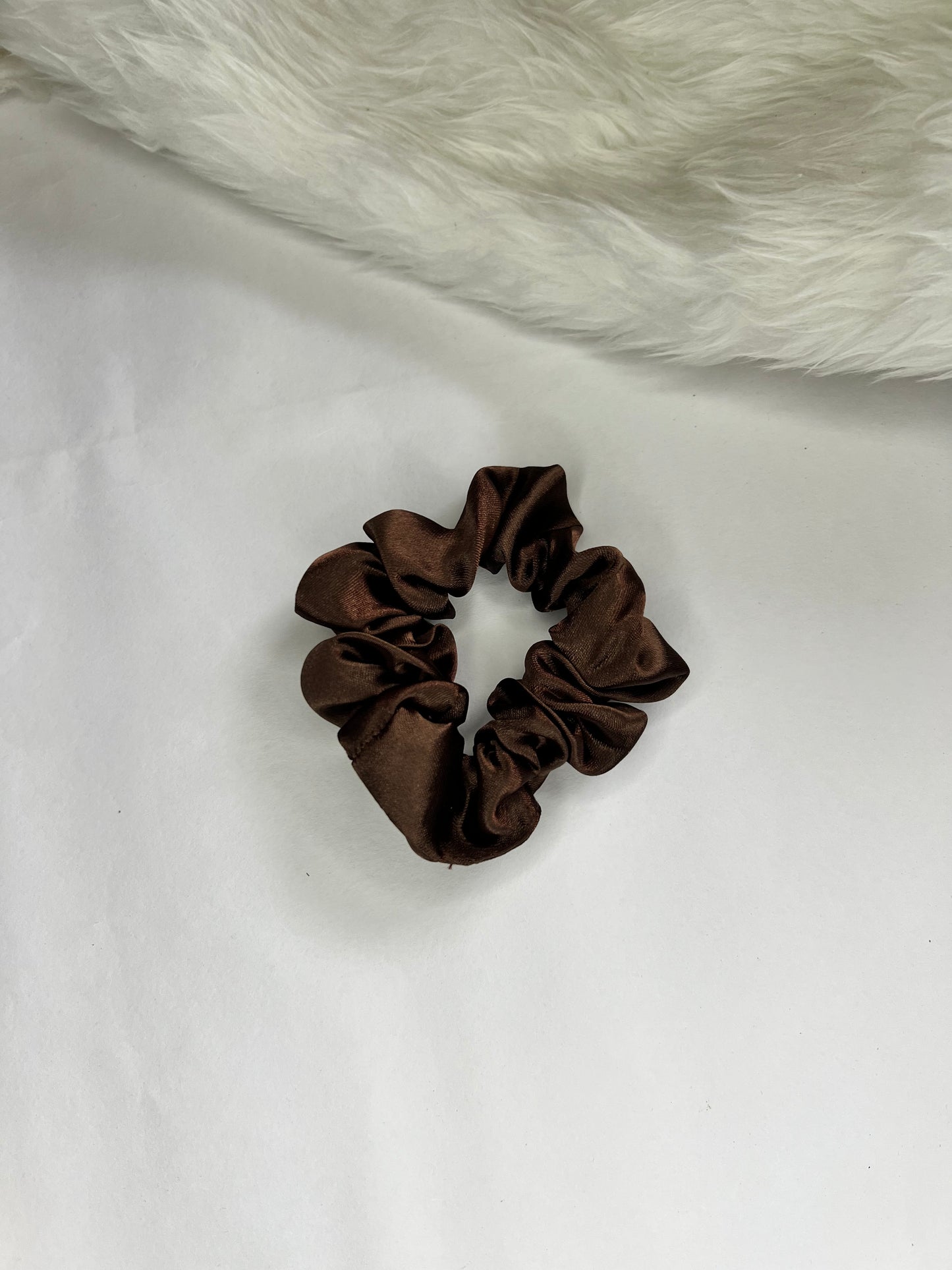 BROWN SCRUNCHIE