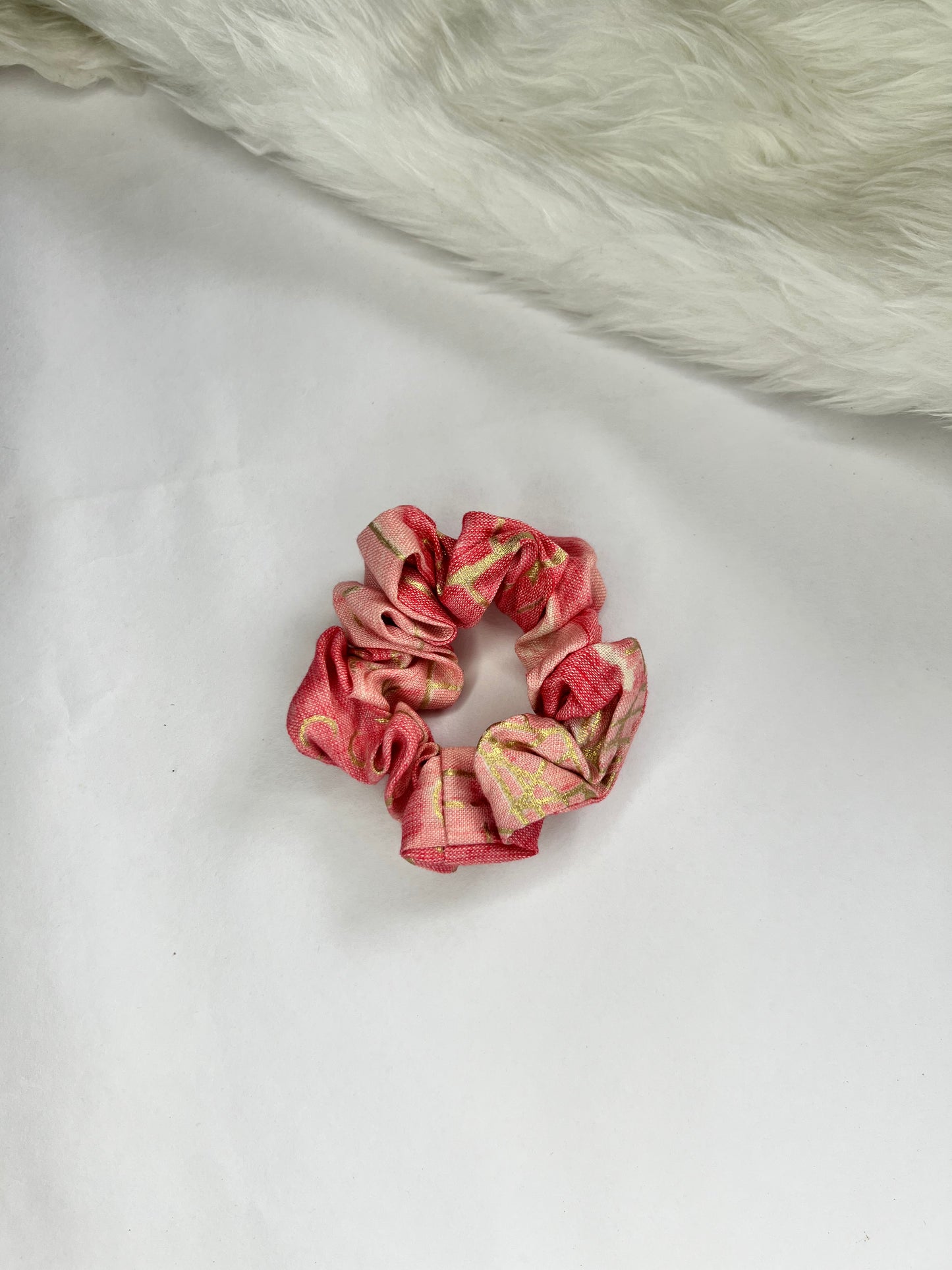 PINK SCRUNCHIE